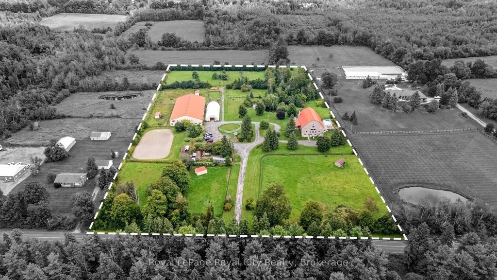11233 2nd Line, Milton