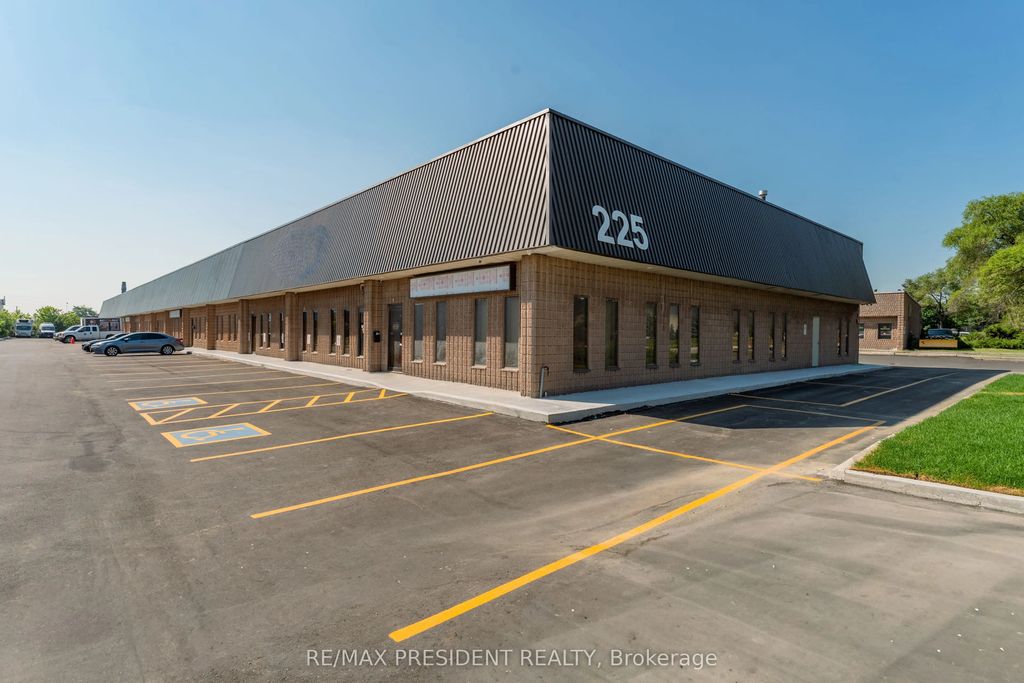 225 Advance Boulevard 12, Brampton