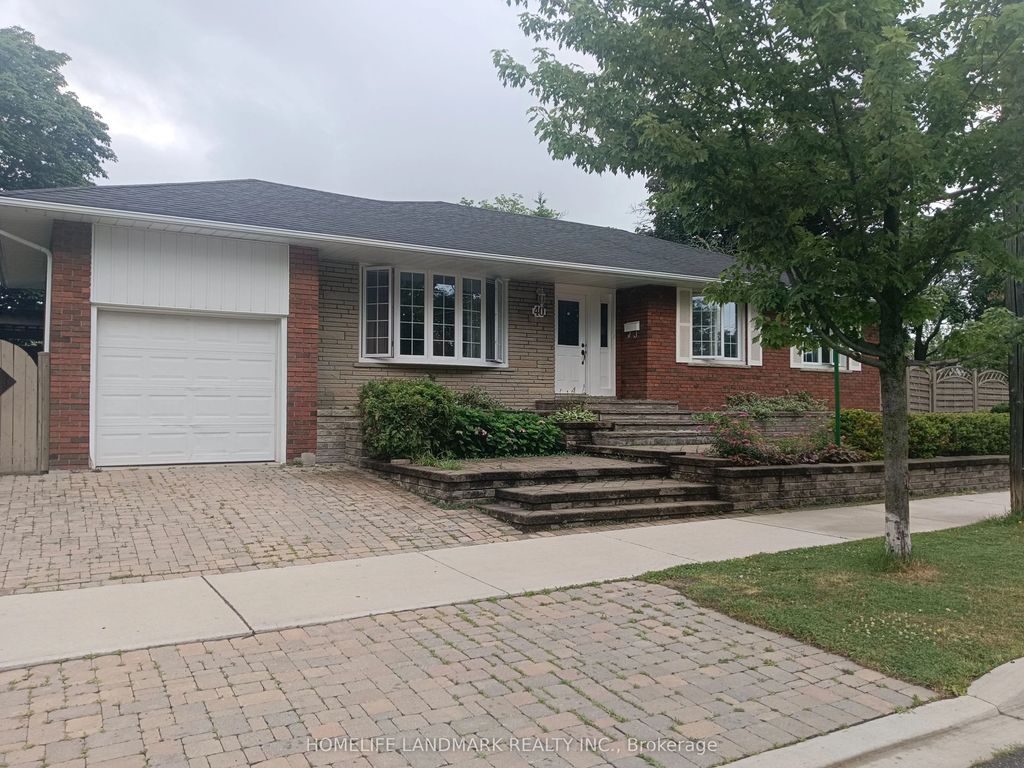 40 Carsbrooke Road, Toronto W08