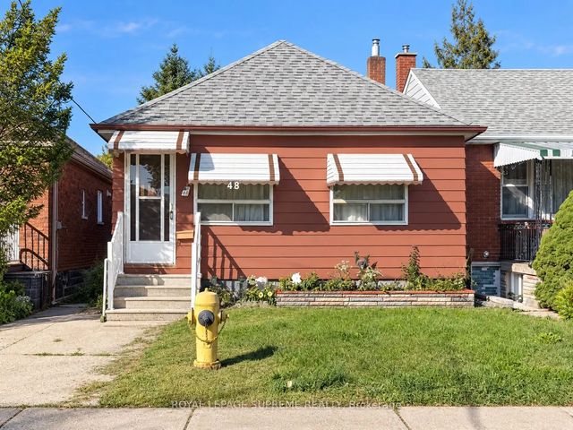 48 Mould Avenue, Toronto W03