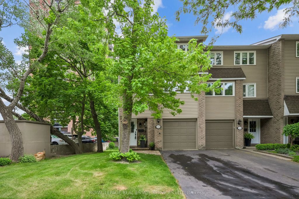2222 Marine Drive 1, Oakville
