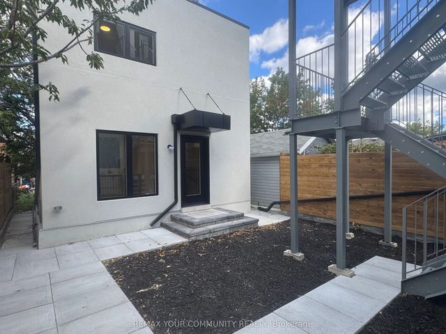 222 Belgravia Avenue Garden Suite, Toronto W04