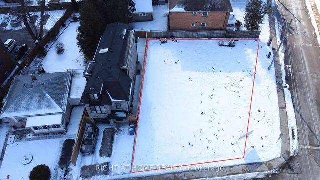 10 B And C Benson Avenue, Mississauga