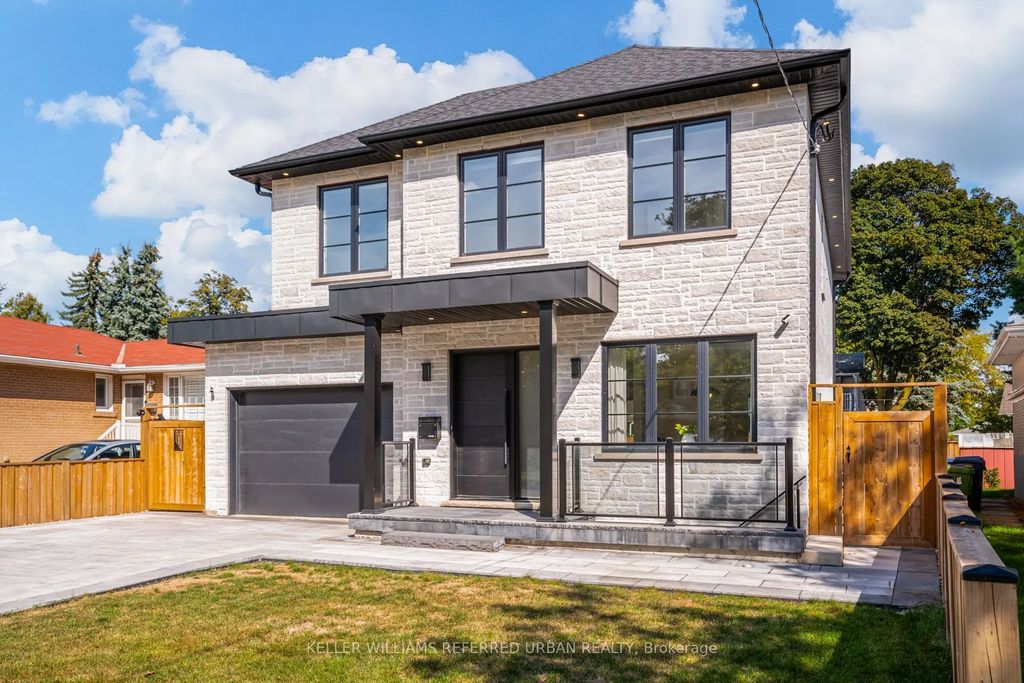 5 Bradbury Crescent, Toronto W08
