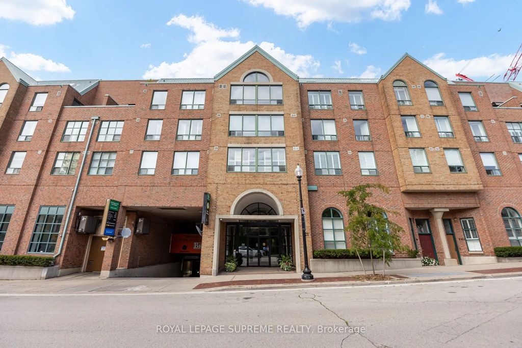 221 Robinson Street E 204, Oakville