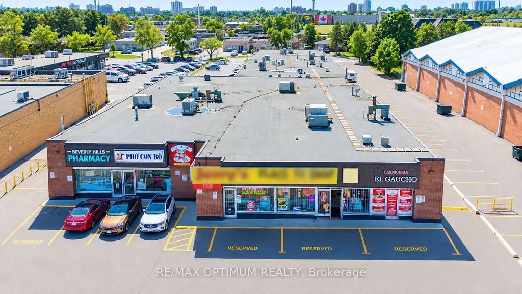 40 Beverly Hills Drive, Toronto W05