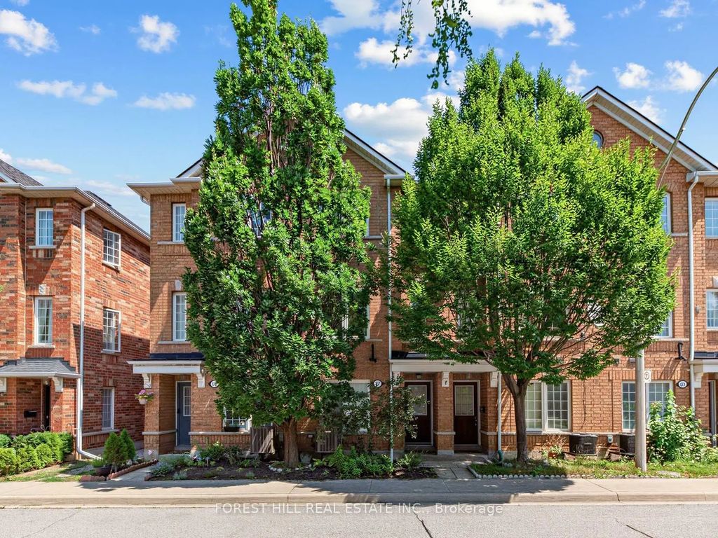 37 Birdstone Crescent, Toronto W02