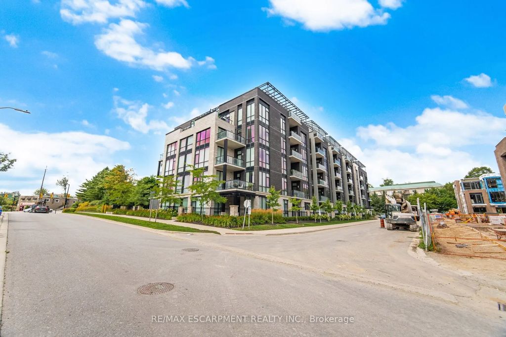 42 Mill Street 210, Halton Hills