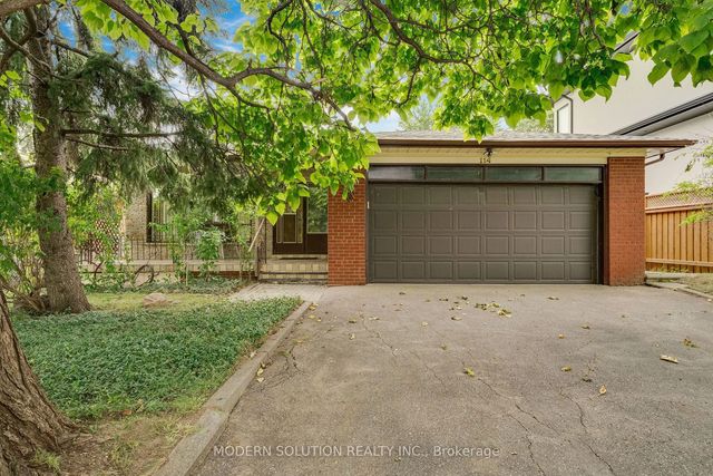 114 Elmcrest Road, Toronto W08
