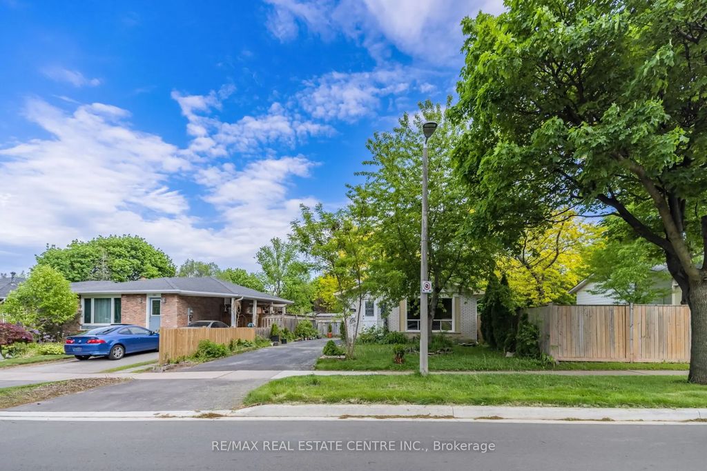 126 Culham Street (basement), Oakville