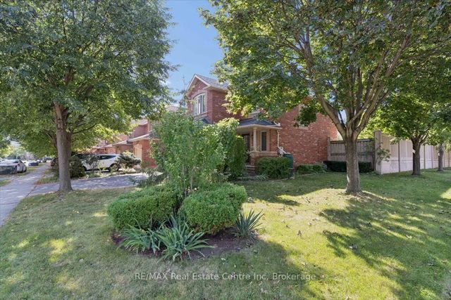 2524 Logan Avenue, Oakville