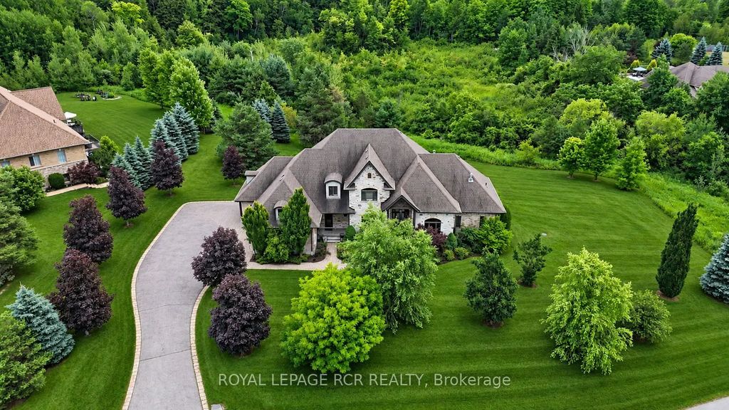 7 Proctor Avenue, Caledon