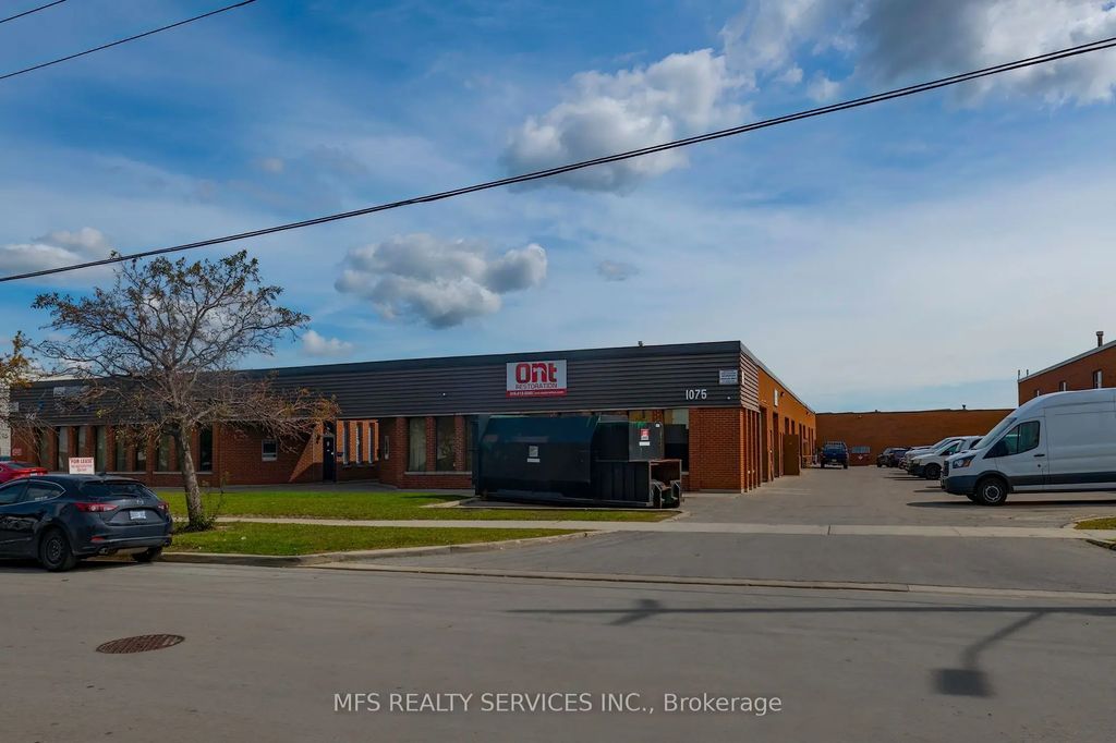 1075-1087 Westport Crescent, Mississauga