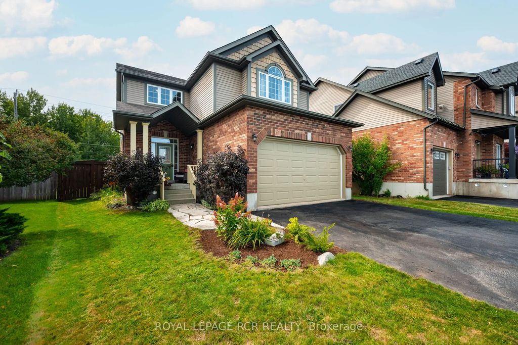 12 Maude Court, Orangeville