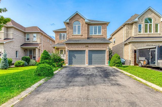 2244 Overfield Road, Oakville