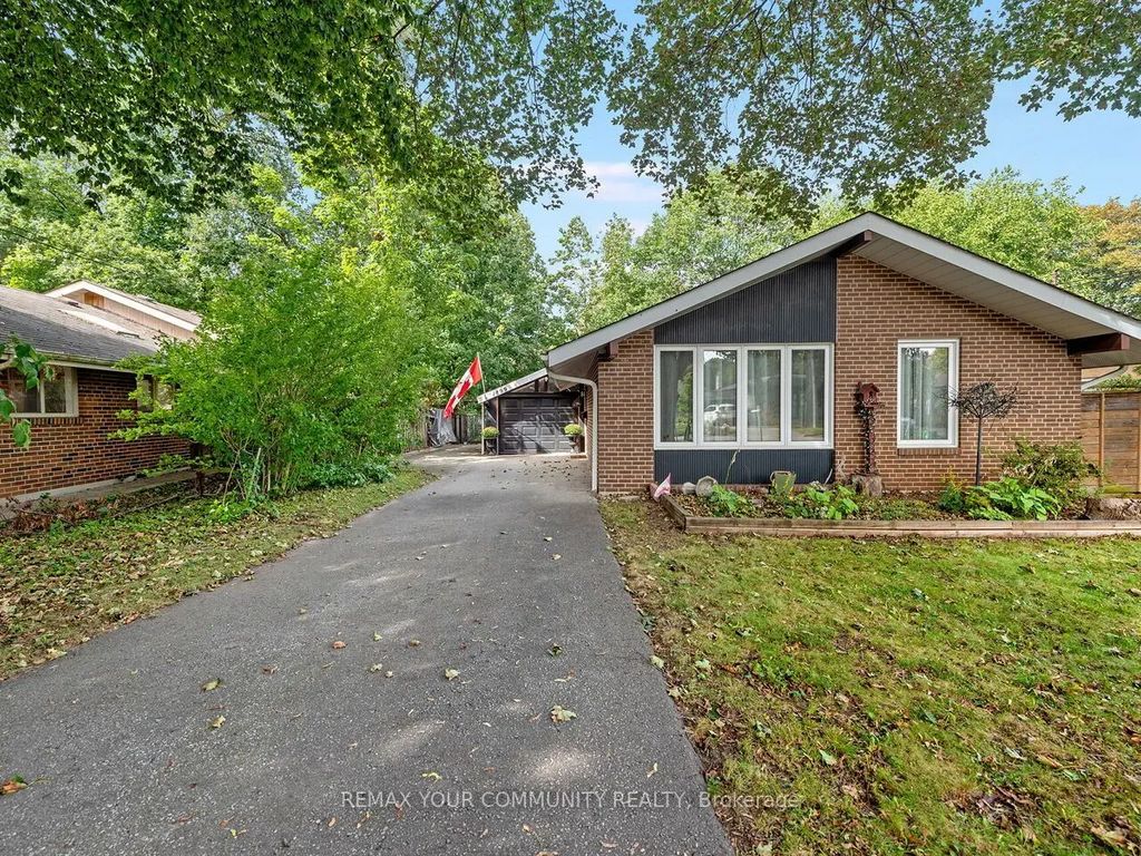 1899 Delaney Drive, Mississauga