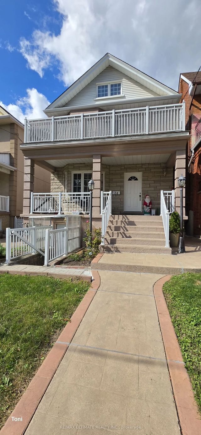 34 Peterborough Avenue Bsmt, Toronto W03