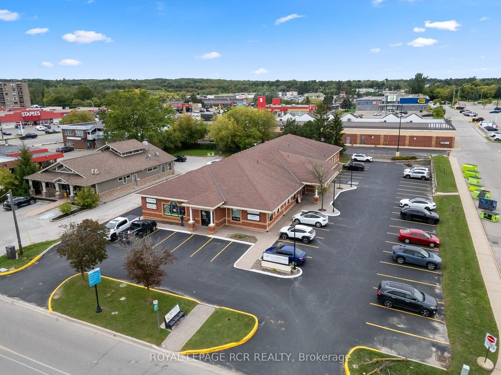 14 Fifth Avenue, Orangeville