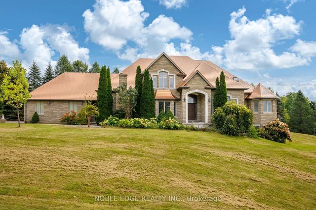 7 Walton Drive, Caledon