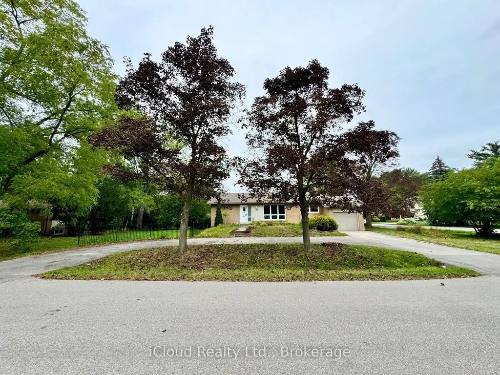 122 Selgrove Crescent, Oakville