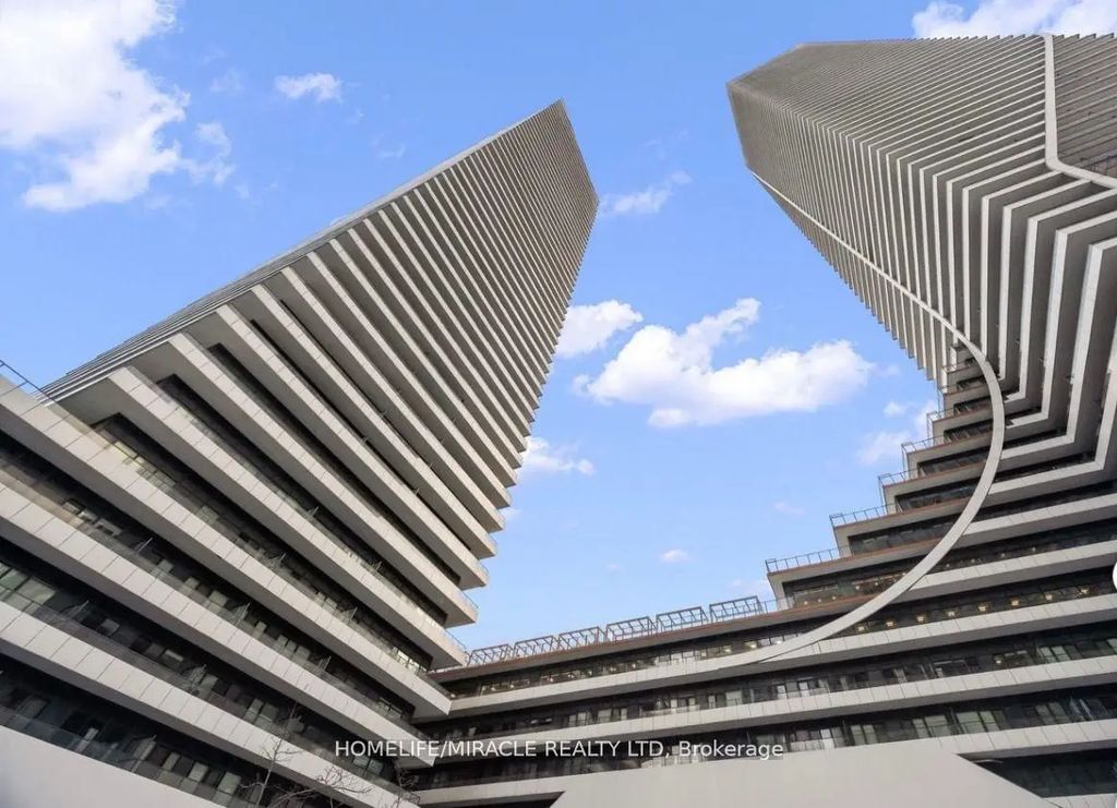 20 Shore Breeze Drive 4804, Toronto W06