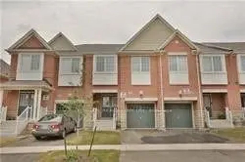 138 Sky Harbour Drive, Brampton