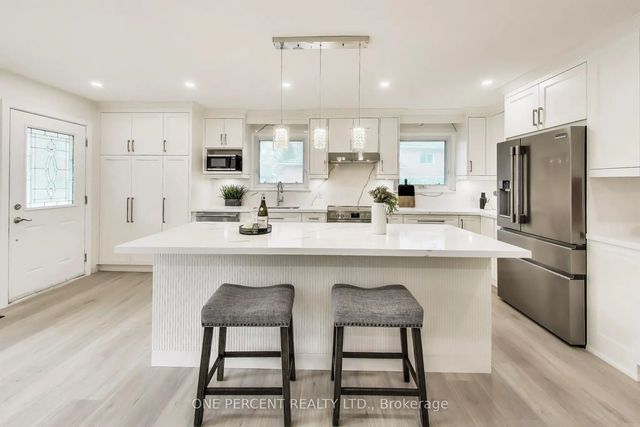 1270 Pallatine Drive, Oakville