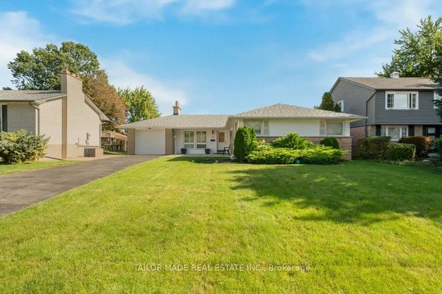 22 Greystone Crescent, Brampton
