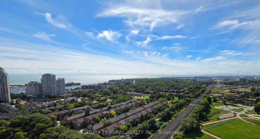 155 Legion Road N 2705, Toronto W06