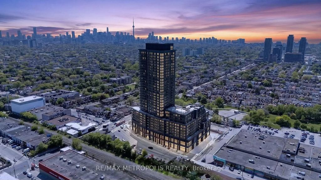 1185 Dupont Street 613, Toronto W02