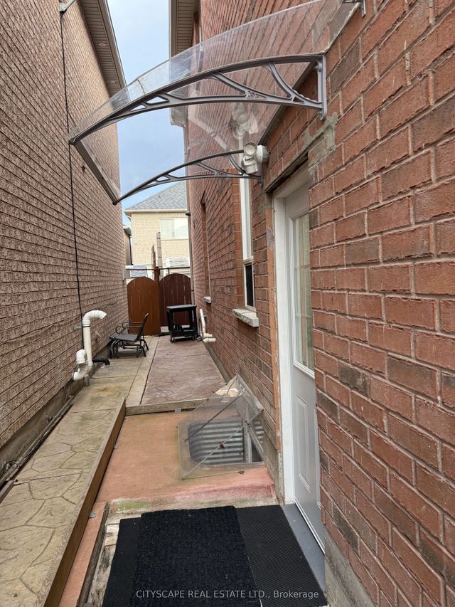 6 Lucky Lane Bsmt, Brampton
