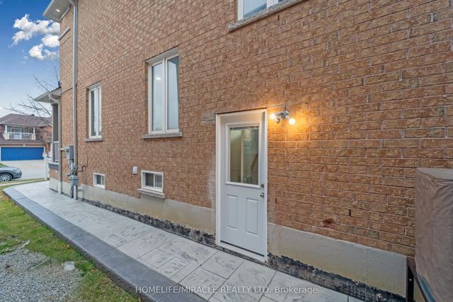 318 Sunny Meadow Boulevard Bsmt, Brampton