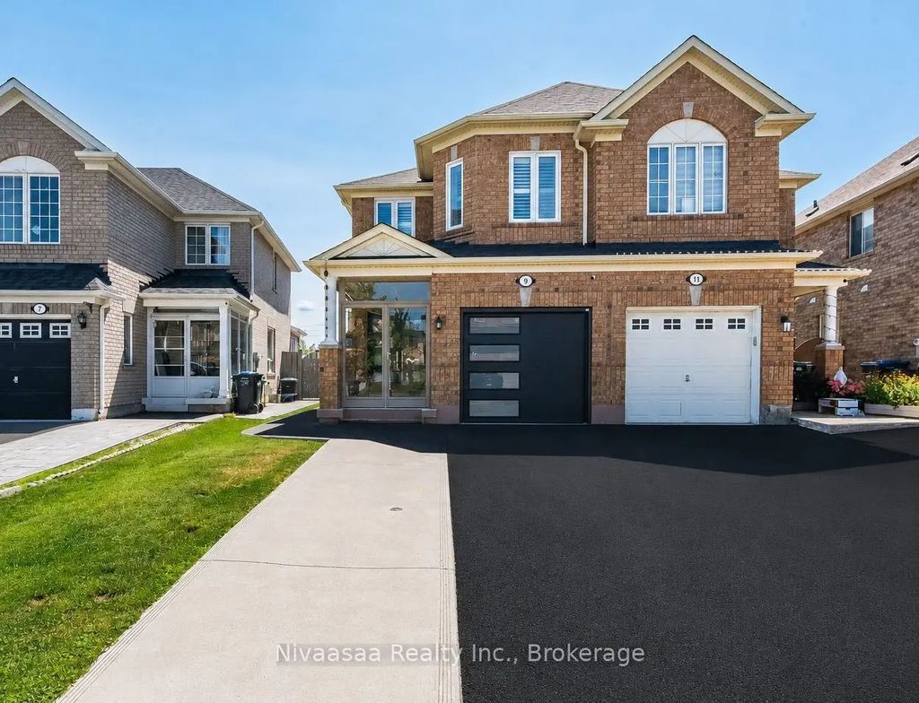 9 Parisian Road, Brampton