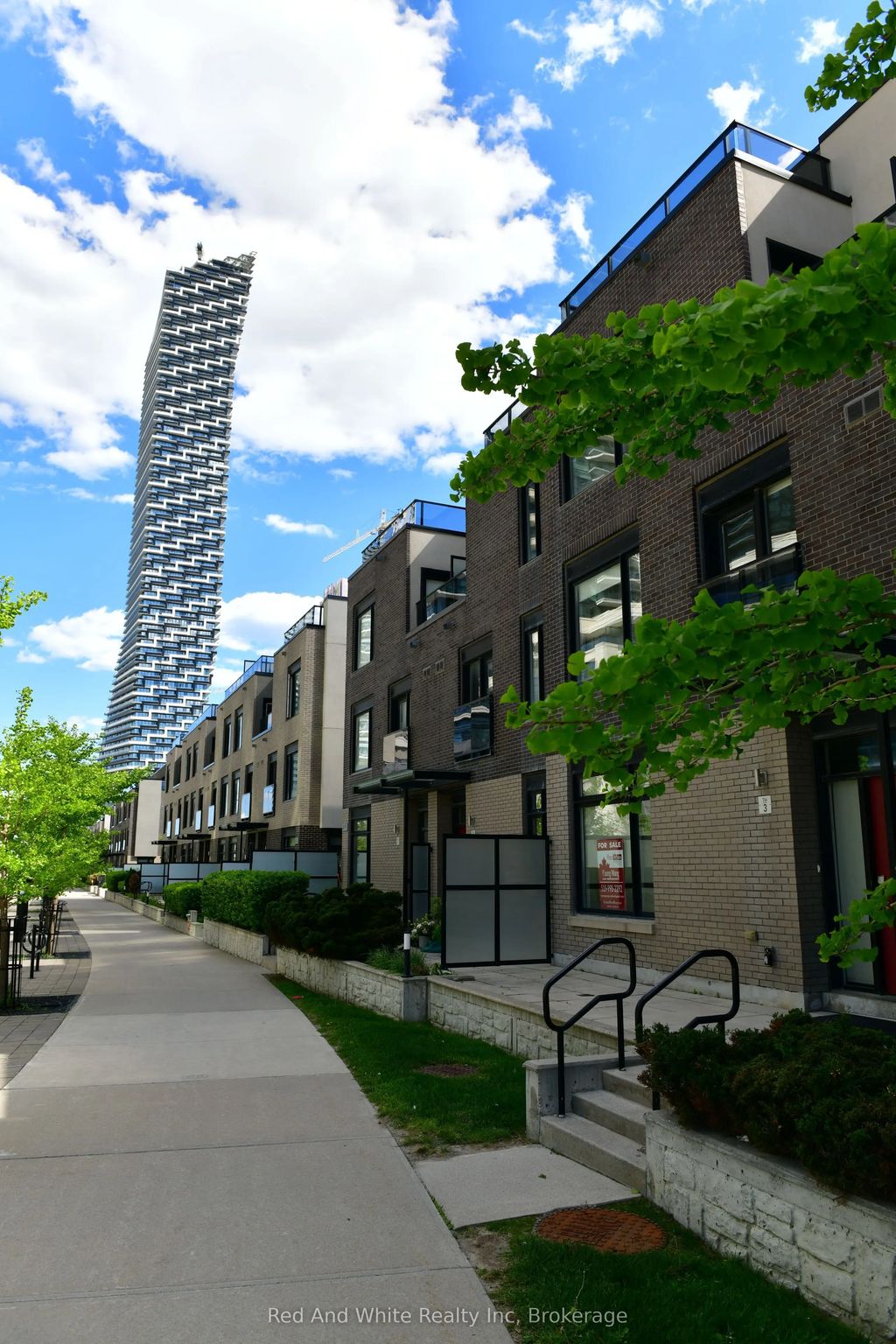 4080 Parkside Village Drive 3, Mississauga