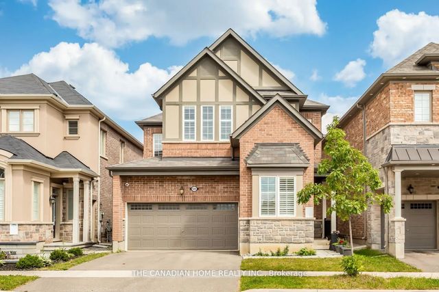 1261 Rose Way, Milton