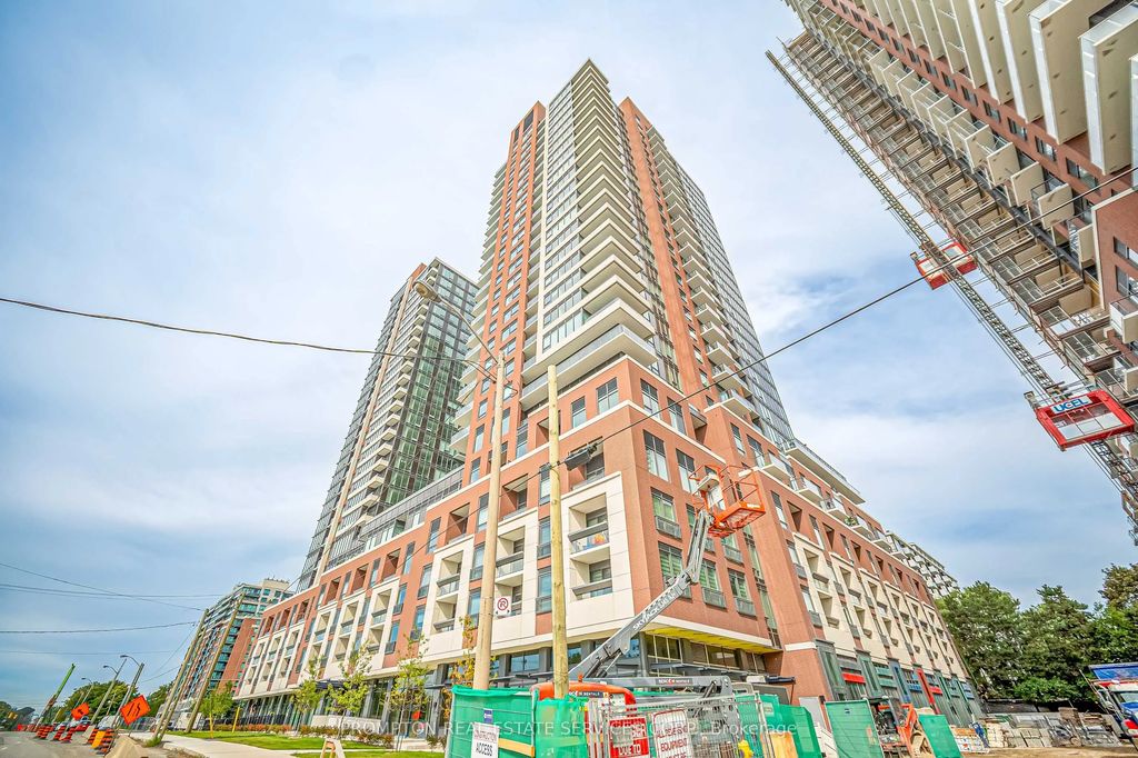 4010 Eglinton Avenue W 2613, Toronto W09
