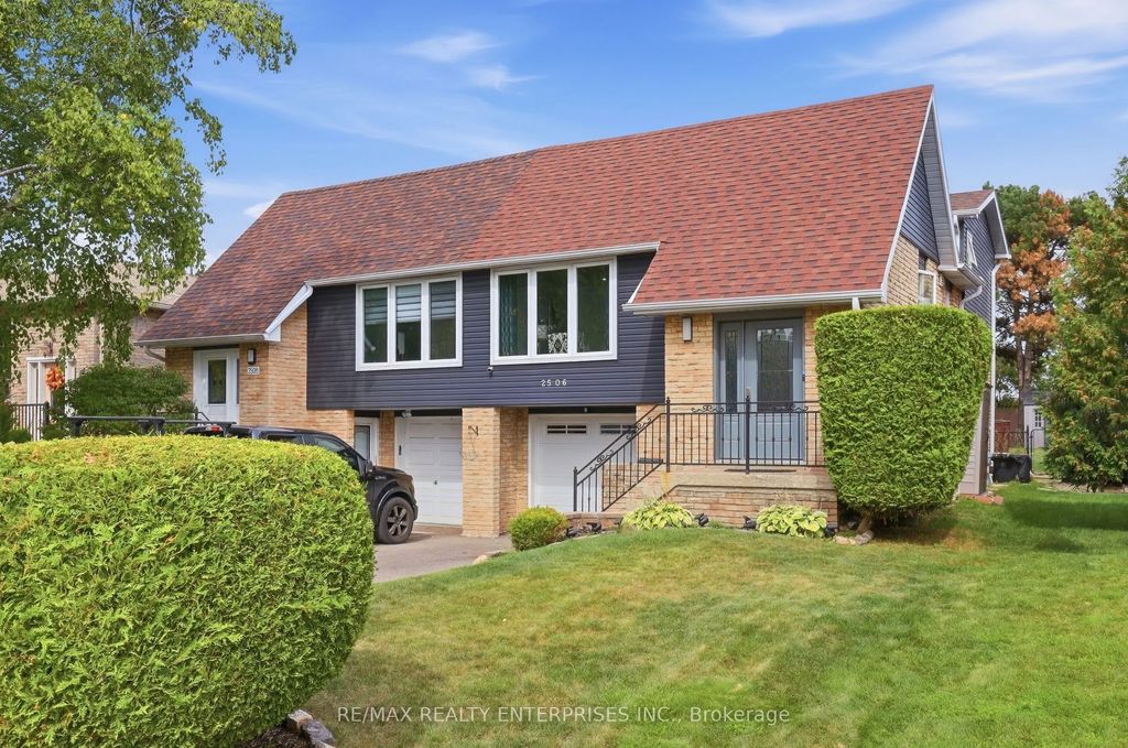 2506 Cobbinshaw Circle, Mississauga