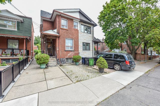127 Salem Avenue, Toronto W02