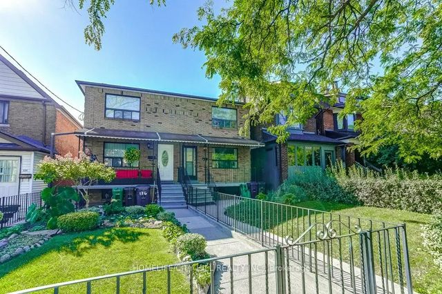 136a Caledonia Road, Toronto W03