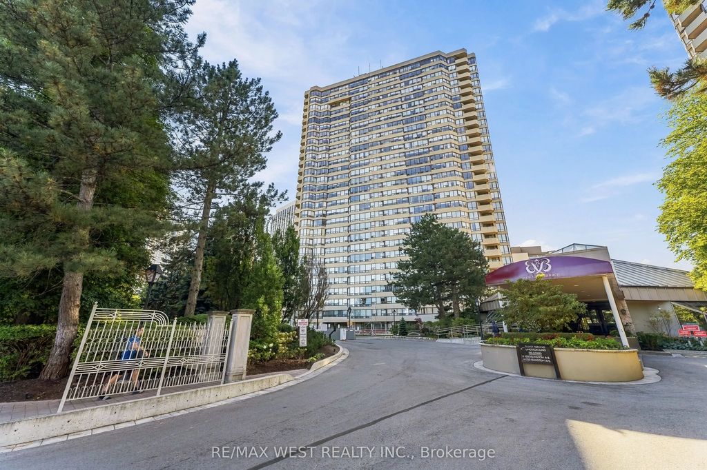 1320 Islington Avenue 1009, Toronto W08