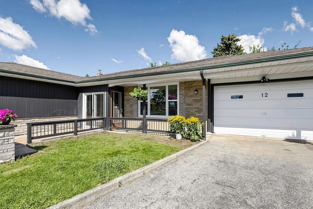 12 Greyfriar Court, Toronto W05