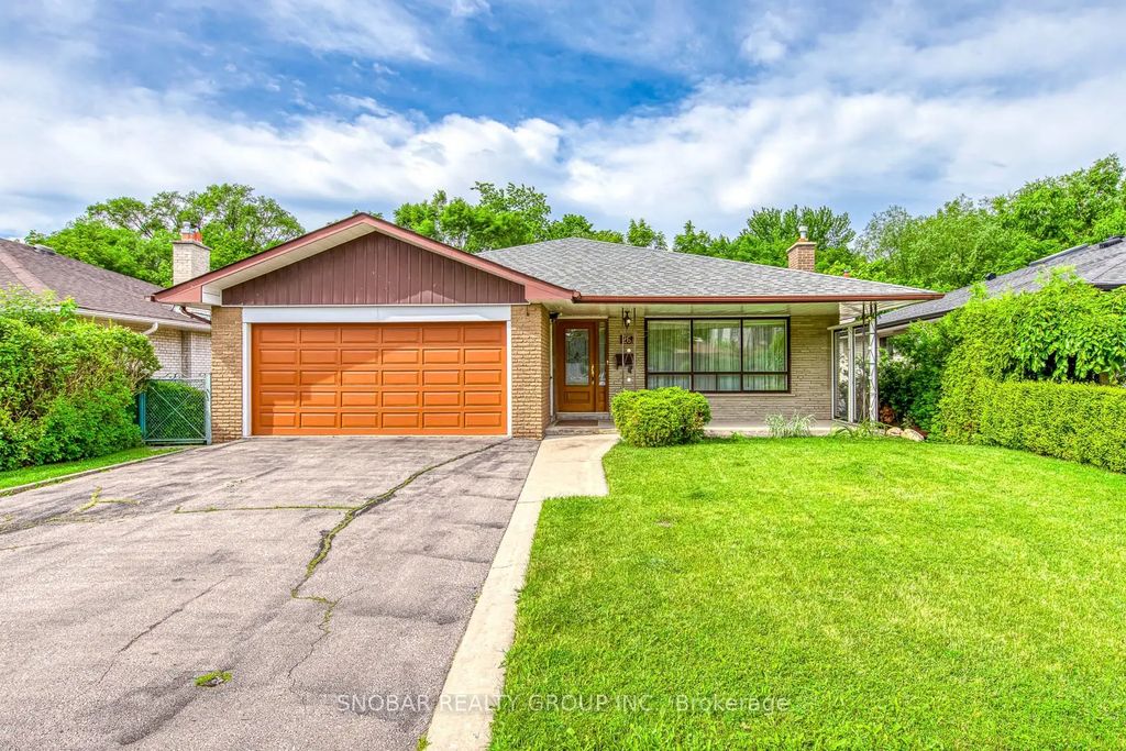 26 Annabelle Drive, Toronto W10