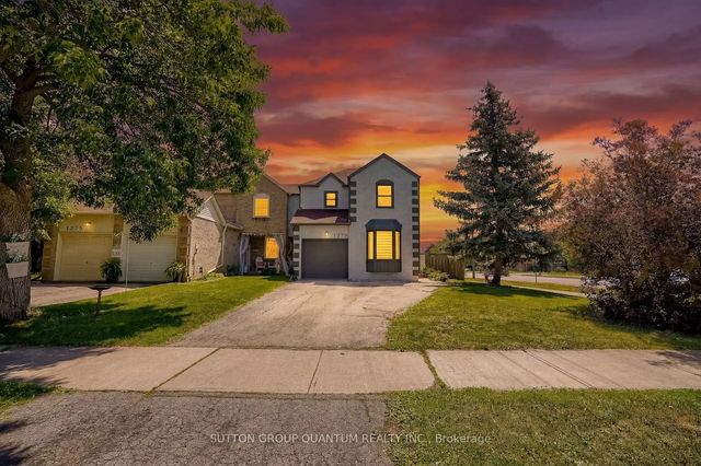 1279 Hedgestone Crescent S, Oakville