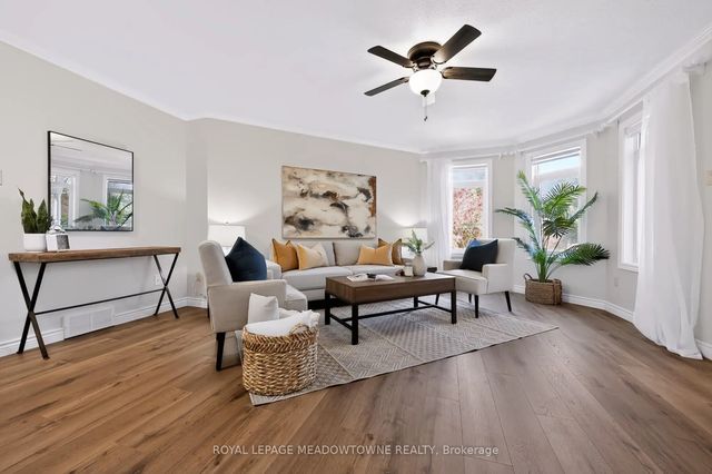 16 Harrop Avenue, Halton Hills