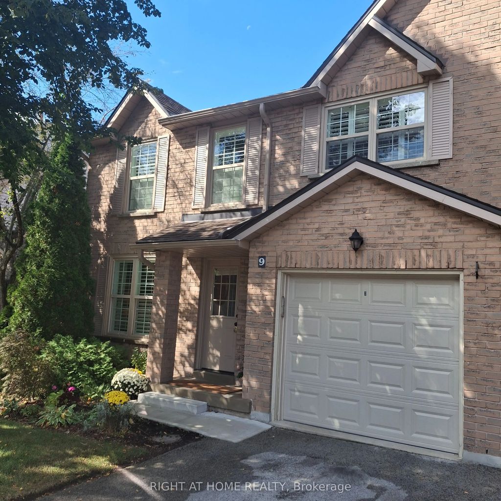 2272 Mowat Avenue 9, Oakville