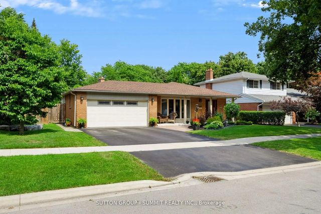 659 Cherrywood Drive, Burlington