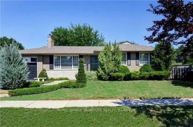 1207 Wood Place, Oakville
