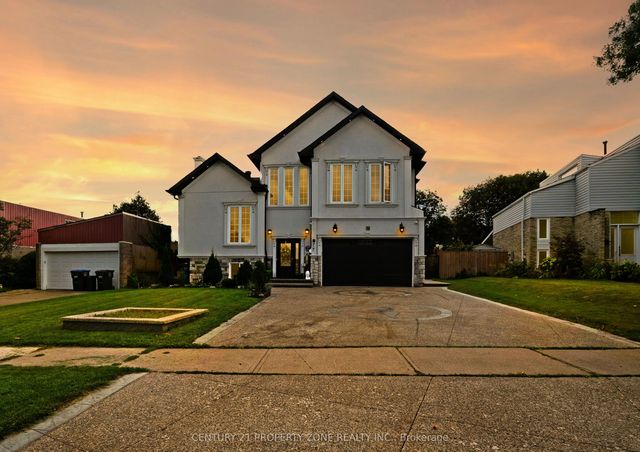 77 Bowshelm Court, Mississauga