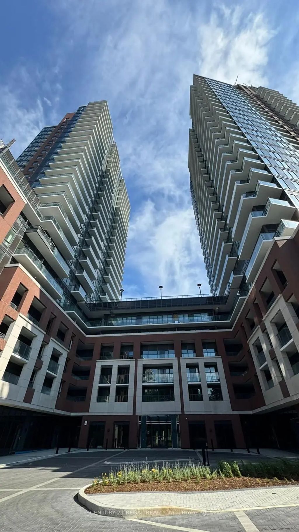 4010 Eglinton Avenue W 2307, Toronto W09