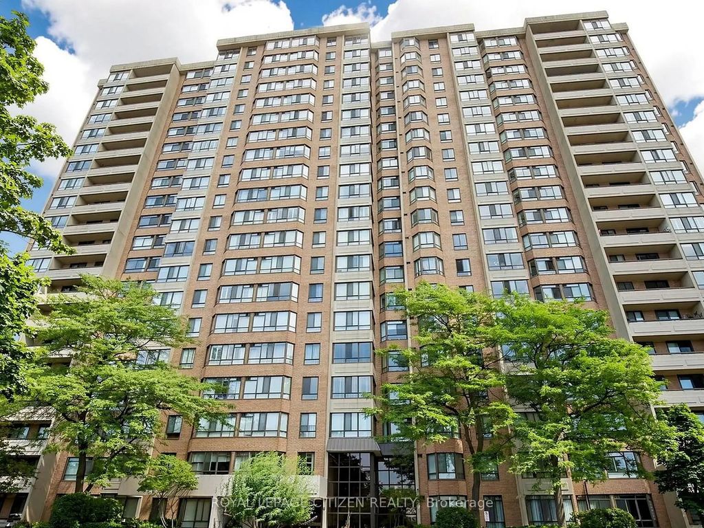 100 County Court Boulevard 1005, Brampton